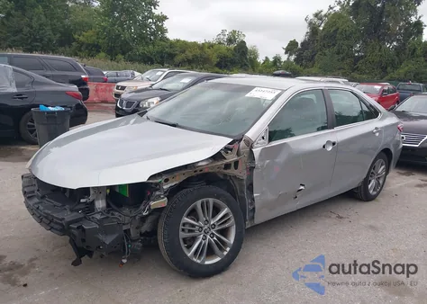 2016 Toyota Camry Se z USA, uszkodzony, nr VIN 4T1BF1FK7GU117661